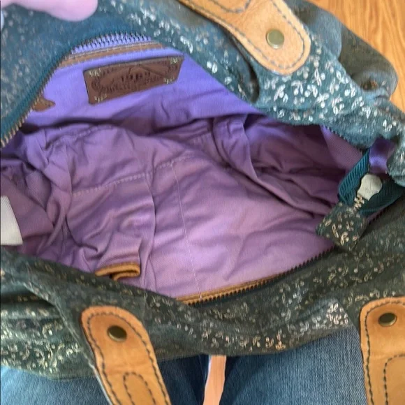 Stylish Green Handbag - Picture 3 of 4